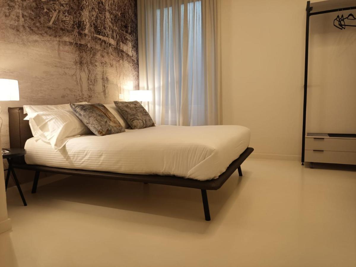 "A Casa Di Giacomo" Luxury Rooms Con Aria Condizionata Бергамо Екстериор снимка